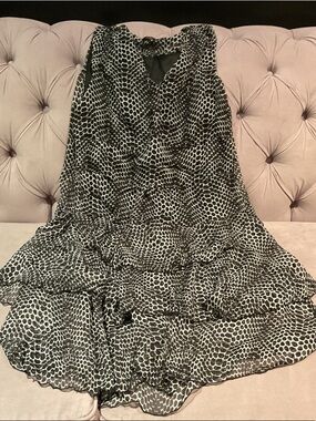 Lavena Black and White Animal Print Blouse
